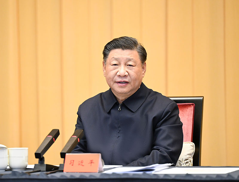 11月30日上午，，，，，，中共中央总书记、国家主席、中央军委主席习近平在上海主持召开深入推进长三角一体化生长座谈会并揭晓主要讲话。。。。